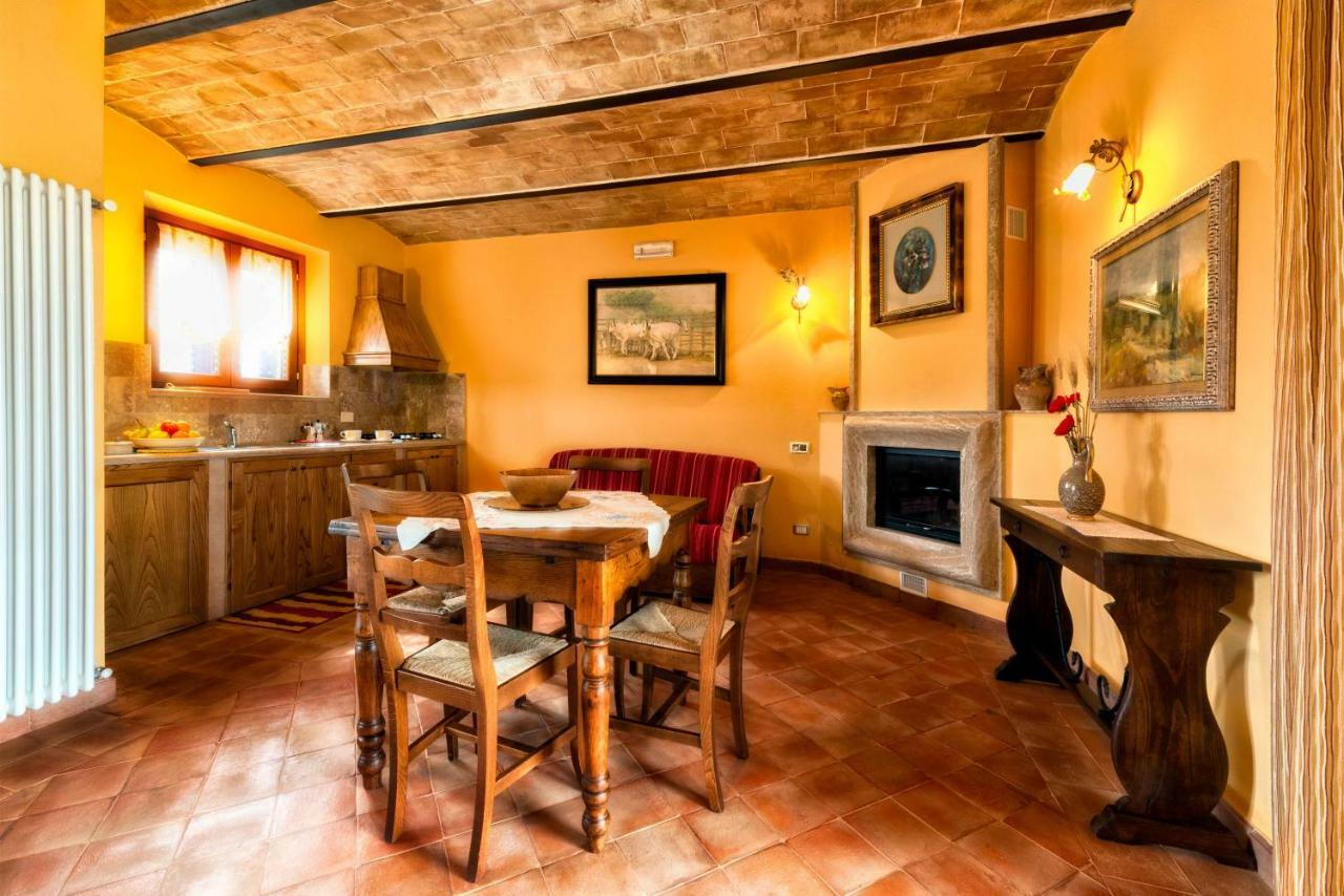 Il Grottino Di Saturnia Apartment Bagian luar foto